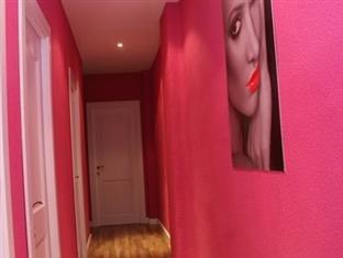 Room Pride Madrid Eksteriør bilde