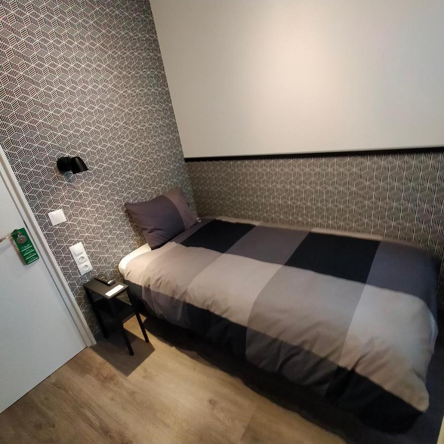 Room Pride Madrid Rom bilde