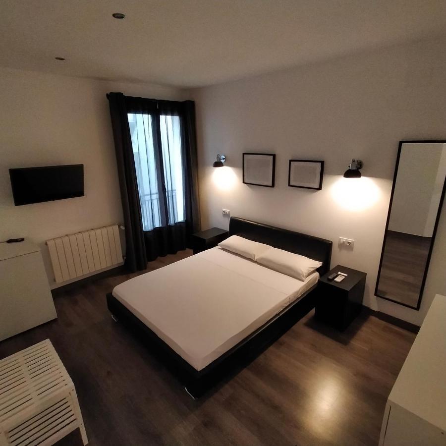 Room Pride Madrid Eksteriør bilde