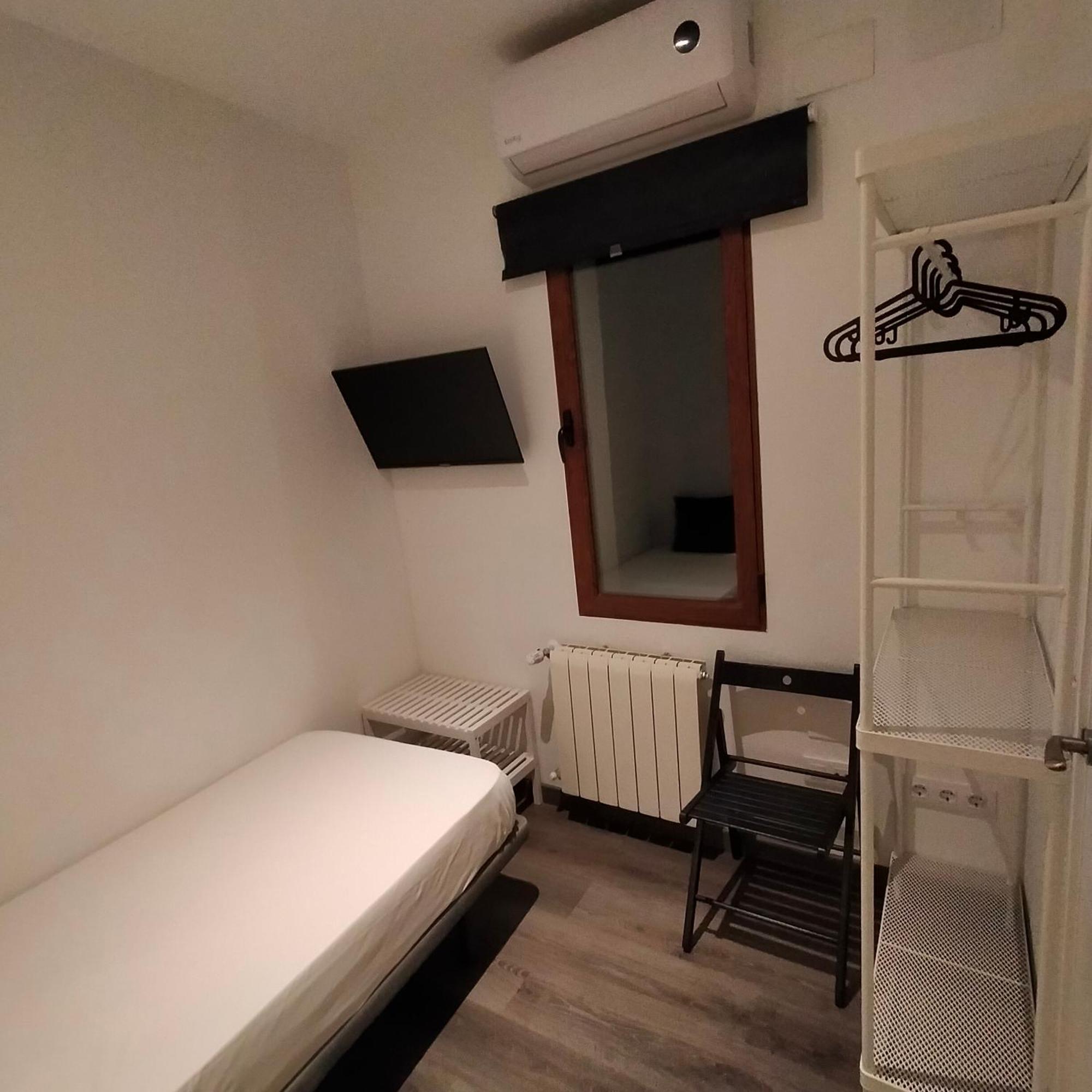 Room Pride Madrid Rom bilde