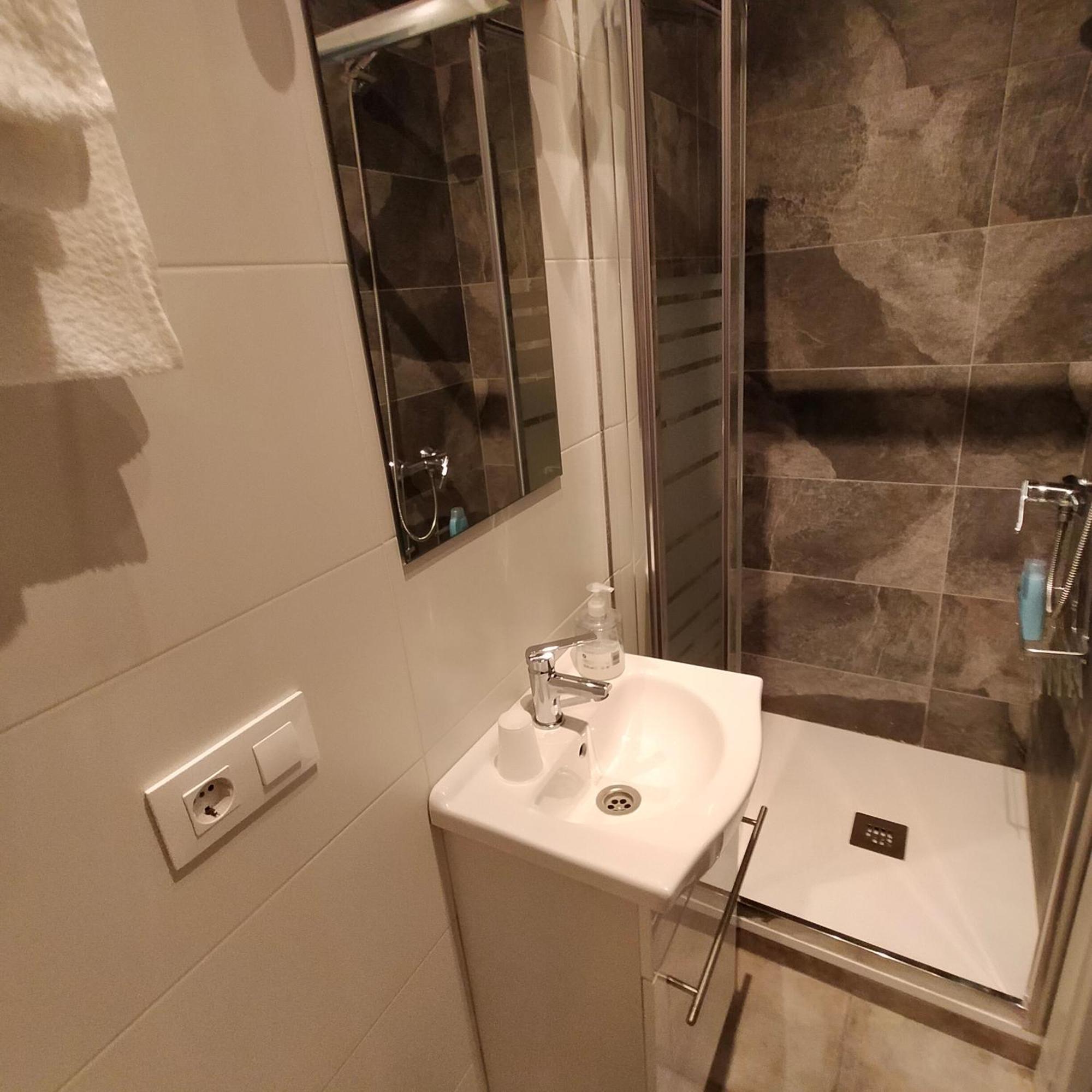 Room Pride Madrid Rom bilde